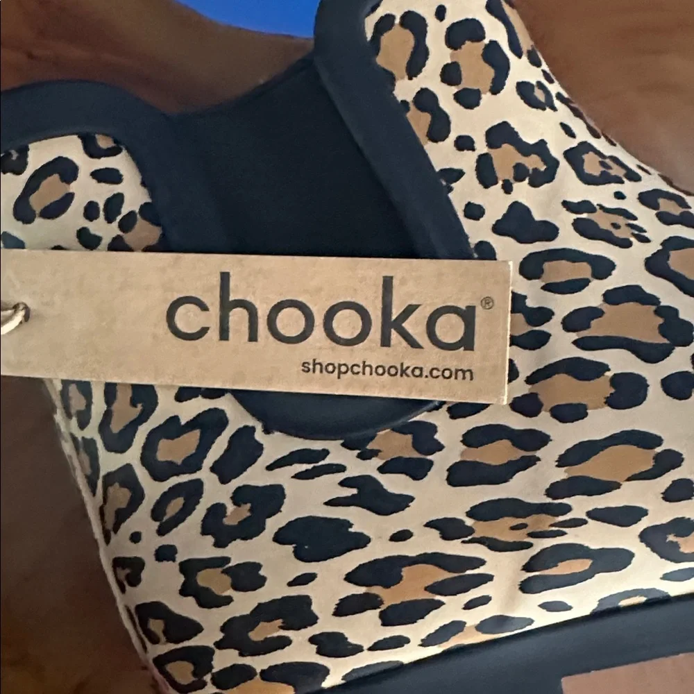 NWT Women’s Chooka Waterproof Chelsea Cheetah Print Fur Lined Rain Bootie Sz 9